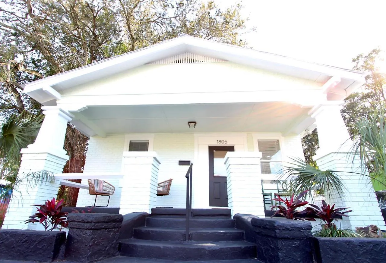 Ferienhaus 3 Bedroom Modern Ybor City Home- Pet Friendly Tampa USA